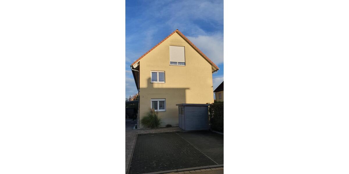 Gepflegte Doppelhaushälfte in Herzogenaurach Herzo Base 4 zimmer