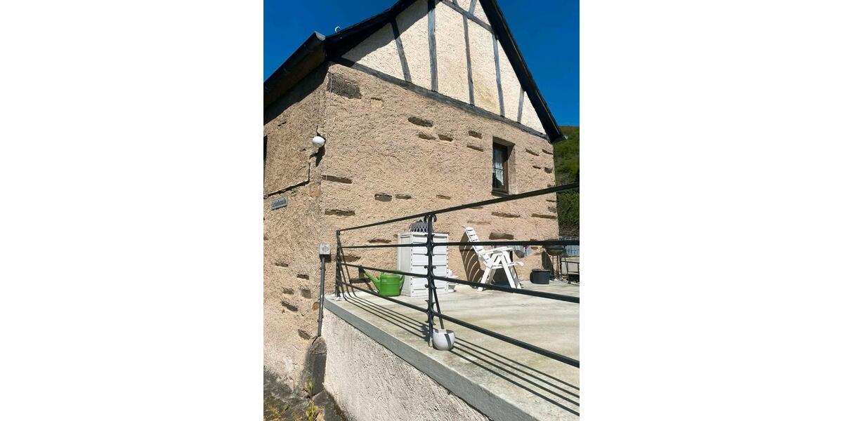 Einfamilienhaus Idar-Oberstein Oberstein - 3 Zimmer, 79 m&sup2;, 160.000&euro; | Angebot:26701574