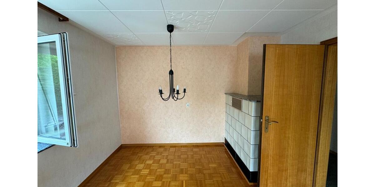 Mehrfamilienhaus, Wohnhaus Schwäbisch Gmünd Bargau - 9 Zimmer, 189 m&sup2;, 275.000&euro; | Angebot:27102001