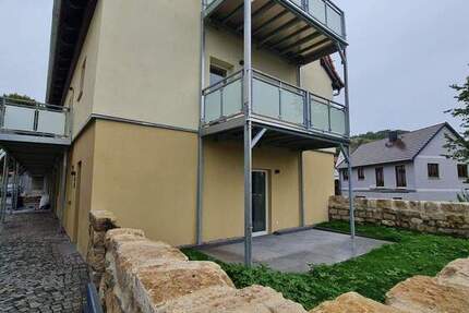 Modernes Wohnen in einem Reihenendhaus mit Außenbereich und Stellplätzen 5 zimmer