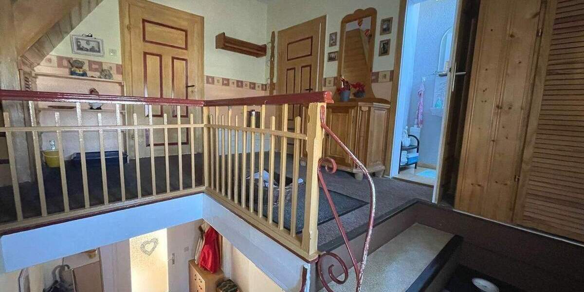 Einfamilienhaus Stollberg/Erzgebirge Stollberg - 6 Zimmer, 195 m&sup2;, 269.000&euro; | Angebot:26554269