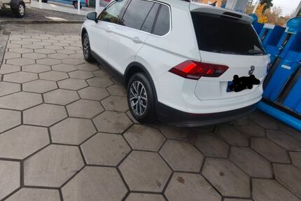 VW Tiguan 174.000 km 19.950 &euro; Rüsselsheim 65428