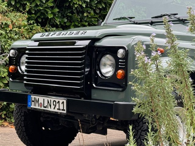 Land Rover Defender 103.682 km 50.900 &euro; Hameln 31789