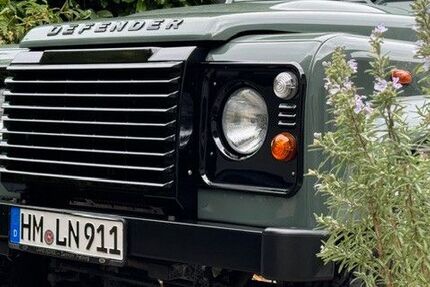 Land Rover Defender 103.682 km 51.700 &euro; Hameln 31789