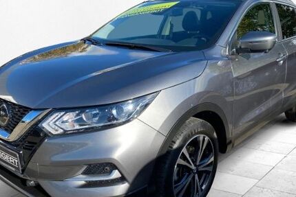 Nissan Qashqai 74.153 km 17.450 &euro; Bergen auf Rügen 18528