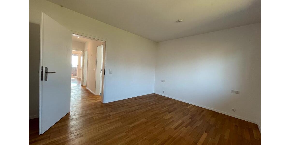 Etagenwohnung Salzweg - 3 Zimmer, 100 m&sup2;, 850&euro; | Angebot:26267675