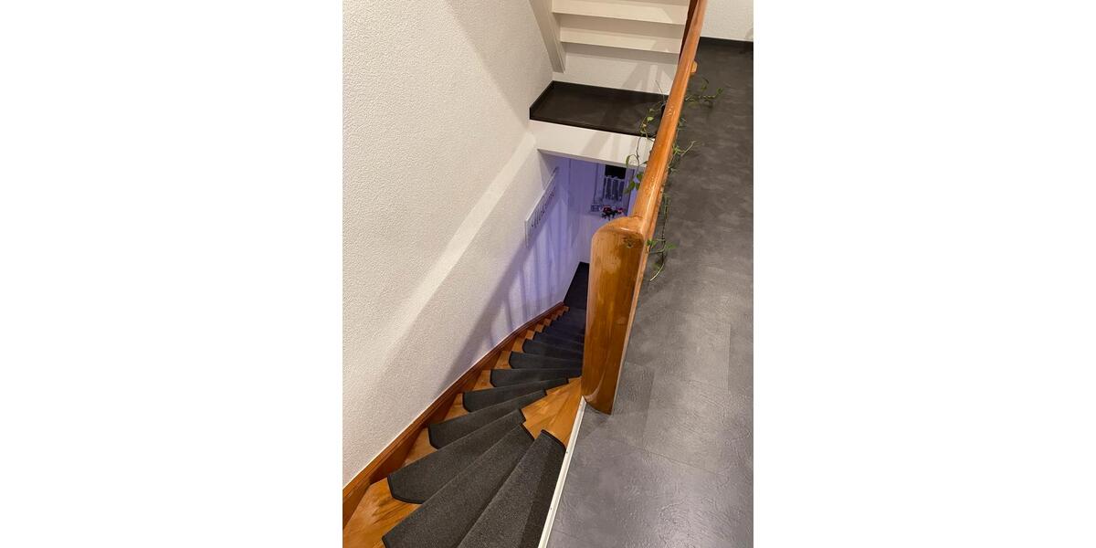 Reihenhaus Gieboldehausen - 6 Zimmer, 147 m&sup2;, 215.000&euro; | Angebot:27255490