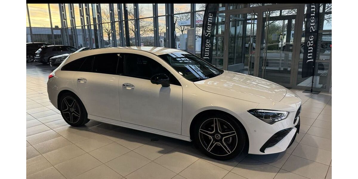 Mercedes-Benz CLA 180 Shooting Brake 4.900 km 33.899 &euro; Alsfeld 36304