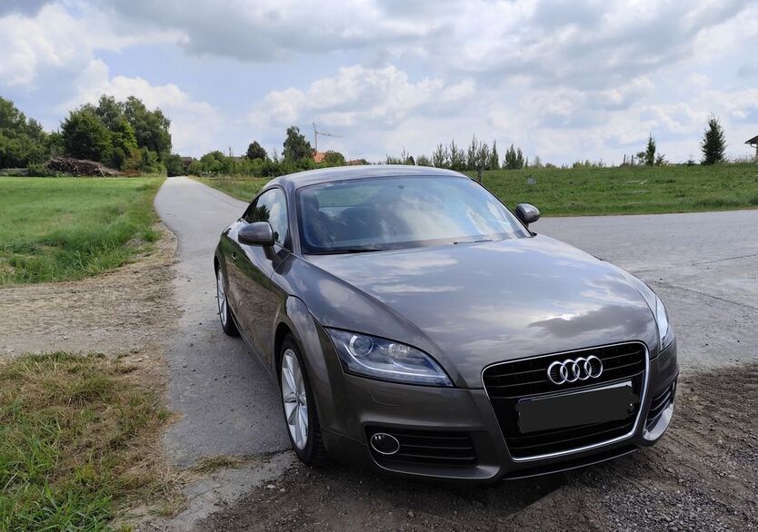 Audi TT 52.000 km 17.900 € Salzweg 94121