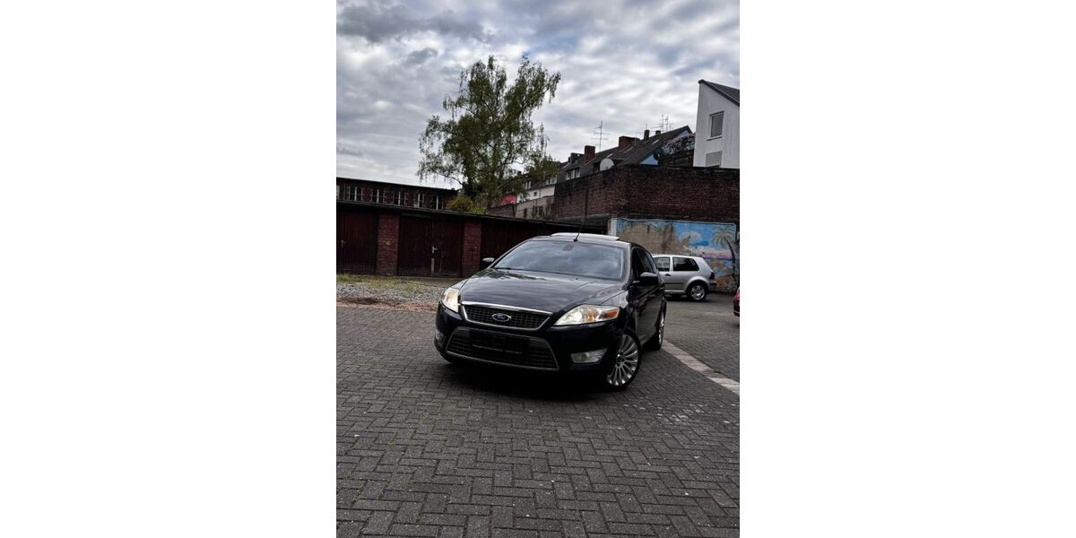 Ford Mondeo 272.000 km 4.700 &euro; Krefeld 47798