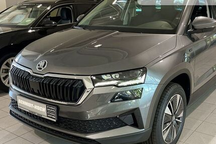 Skoda Karoq 4.900 km 33.990 € Oldenburg 26123