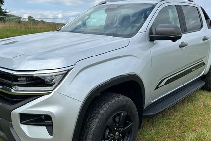 VW Amarok 27.666 km 47.700 € Freudenberg 57258