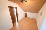 Dachgeschoßwohnung Goldbach - 3 Zimmer, 95 m&sup2;, 295.000&euro; | Angebot:26778916