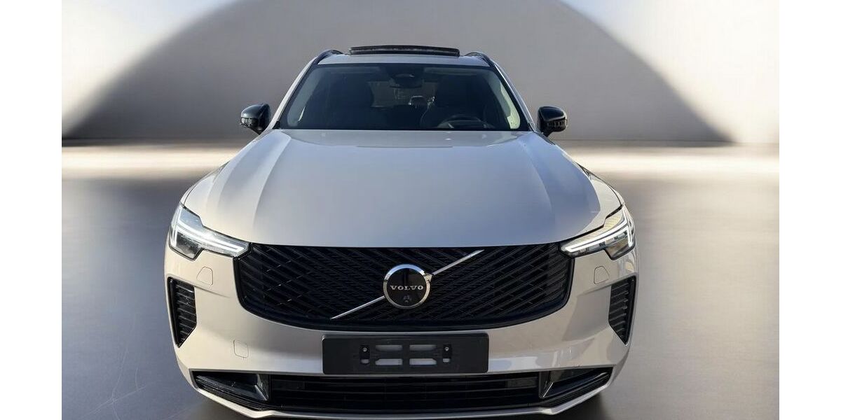 Volvo XC90 16.038 km 69.990 &euro; Troisdorf-Spich 53842