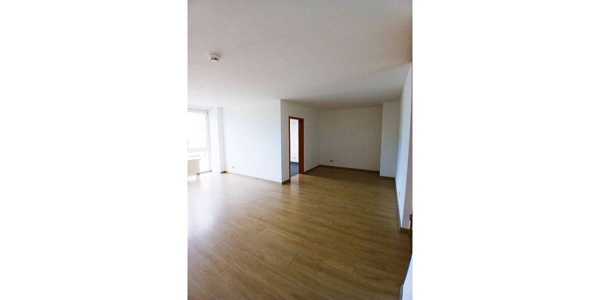 Etagenwohnung Leipzig Sellerhausen-Stünz - 3 Zimmer, 80 m&sup2;, 770&euro; | Angebot:26862882