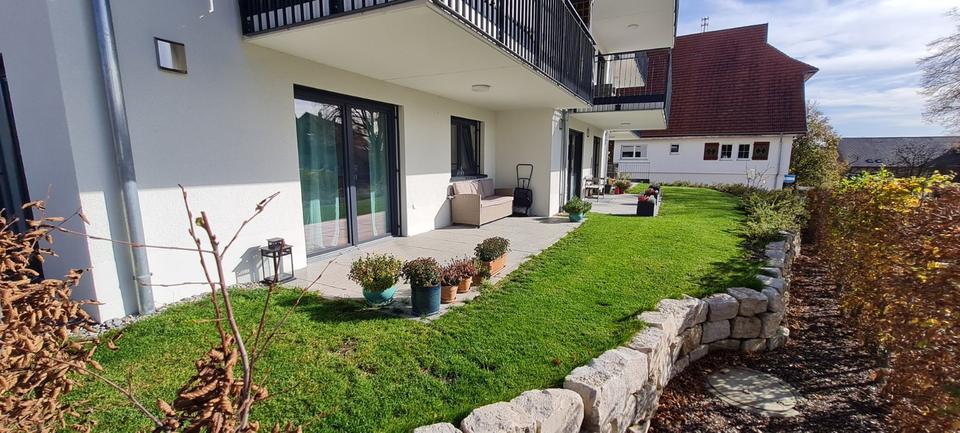 Erdgeschoßwohnung Bad Wurzach - 3.5 Zimmer, 90 m&sup2;, 1.050&euro; | Angebot:25402485