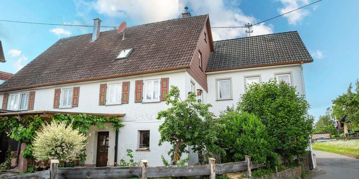 Einfamilienhaus Altensteig - 6 Zimmer, 155 m&sup2;, 389.000&euro; | Angebot:26904909