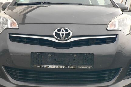 Toyota Verso-S 189.000 km 4.099 &euro; Reutlingen oferdingen 72768