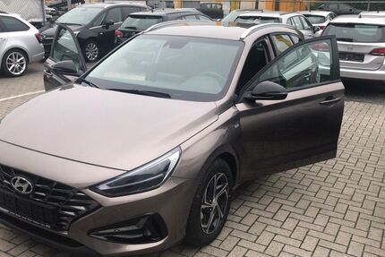 Hyundai i30 75.000 km 17.500 &euro; Bedburg 50181