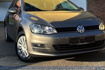 VW Golf 136.052 km 9.990 &euro; Berlin - Pankow 13187