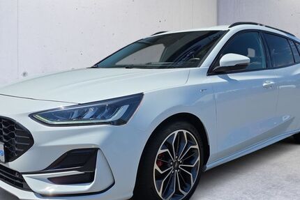 Ford Focus 60.924 km 15.990 &euro; Singen 78224