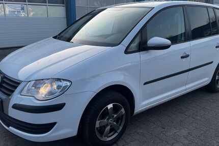 VW Touran 145.000 km 4.900 &euro; Büdelsdorf 24782