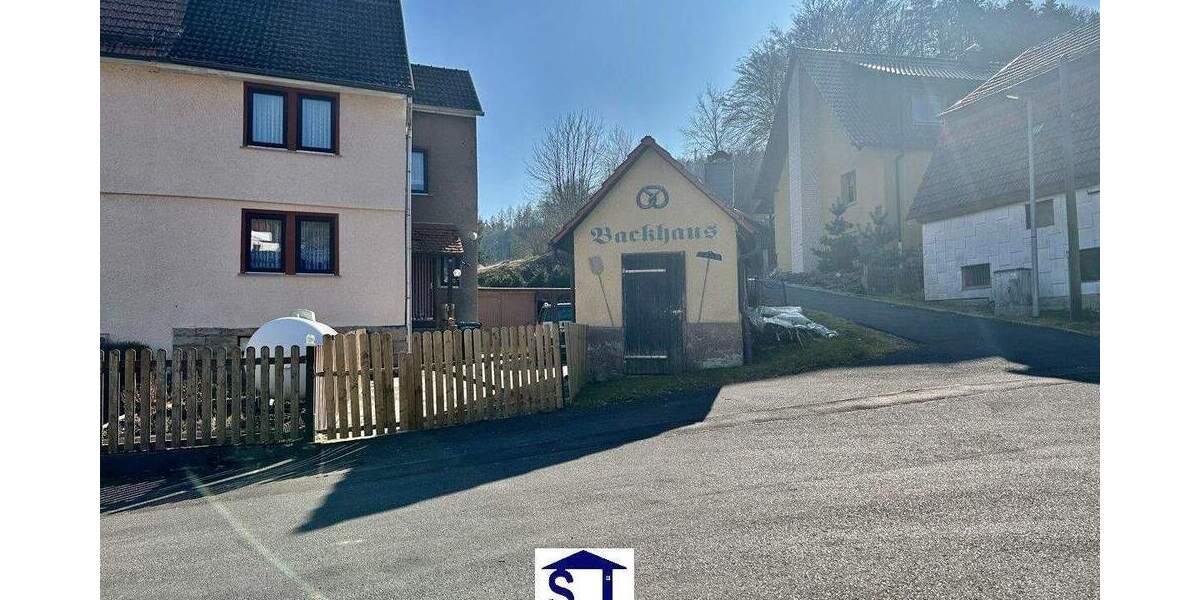 Doppelhaushälfte Schmalkalden / Grumbach Schmalkalden - 6 Zimmer, 90 m&sup2;, 59.000&euro; | Angebot:25660584