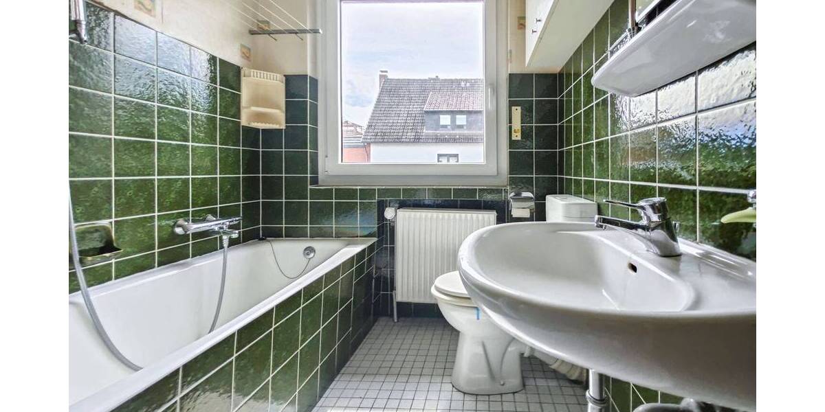 Mehrfamilienhaus, Wohnhaus Bremen Burg-Grambke - 6 Zimmer, 143 m&sup2;, 376.000&euro; | Angebot:26820353