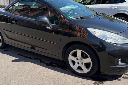 Peugeot 207 127.000 km 2.999 &euro; Ditzingen 71254