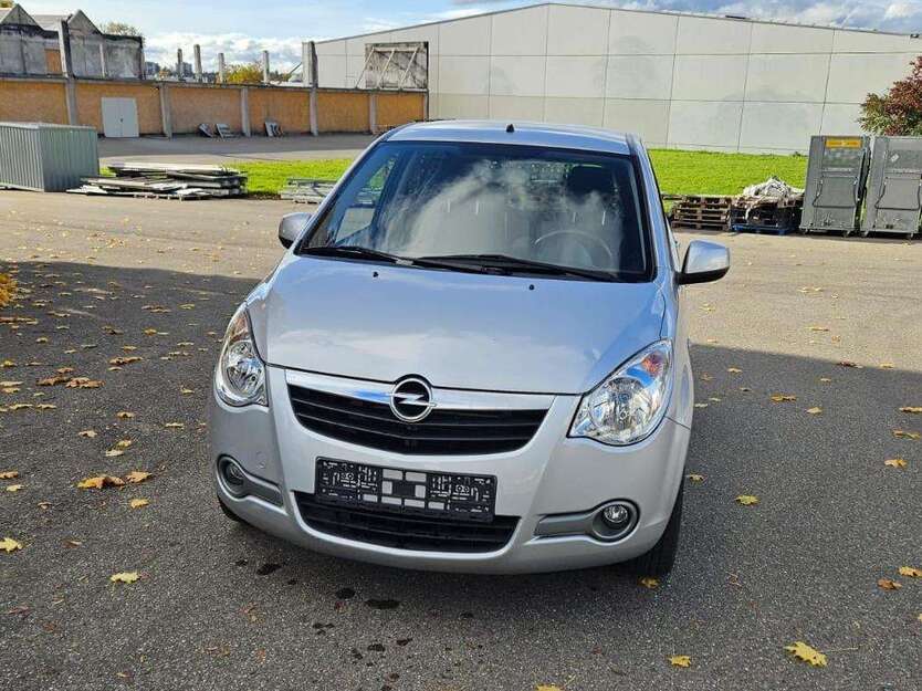 Opel Agila 68.200 km 3.599 € Reutlingen 72766