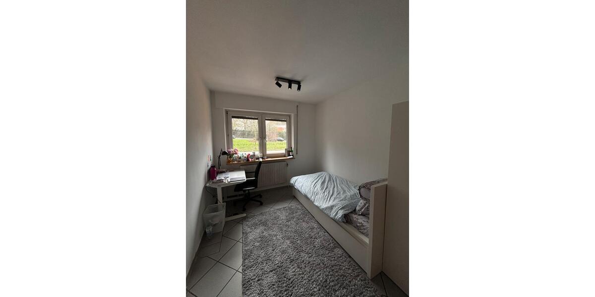 Etagenwohnung Aachen Aachen-Mitte - 5 Zimmer, 50 m&sup2;, 460&euro; | Angebot:25591773