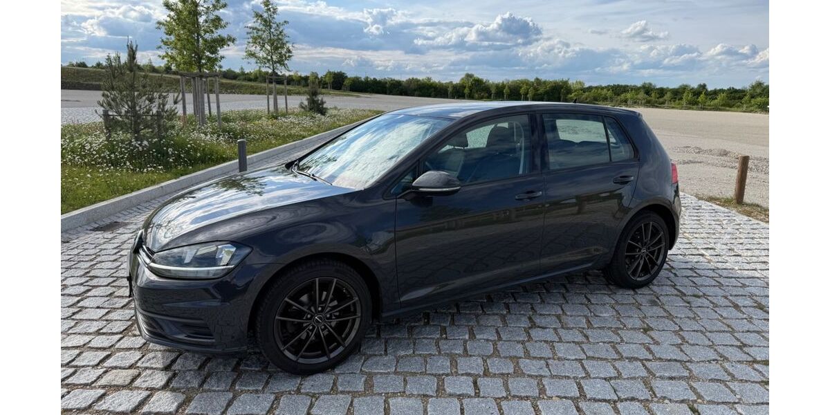 VW Golf 107.427 km 10.500 &euro; Vaterstetten 85591