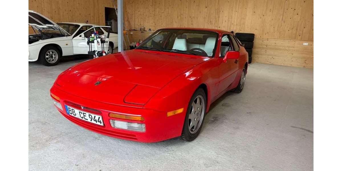 Porsche 944 60.555 km 36.850 € Jettingen 71131