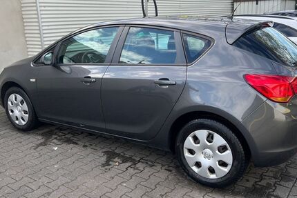 Opel Astra 132.500 km 3.200 &euro; Mannheim 68163