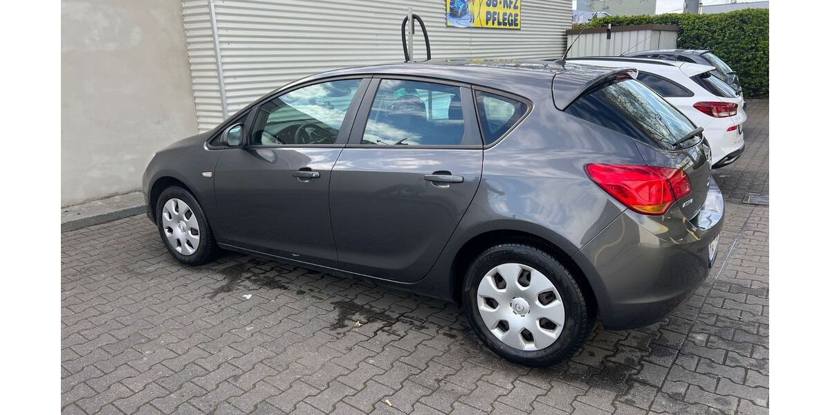 Opel Astra 132.500 km 3.200 &euro; Mannheim 68163
