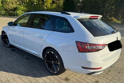 Skoda Superb 131.000 km 22.000 &euro; Bremervörde 27432