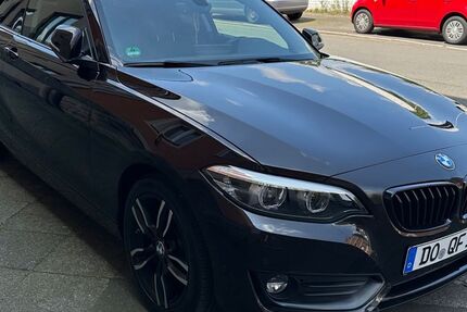 BMW 218 64.000 km 17.500 &euro; Dortmund 44141