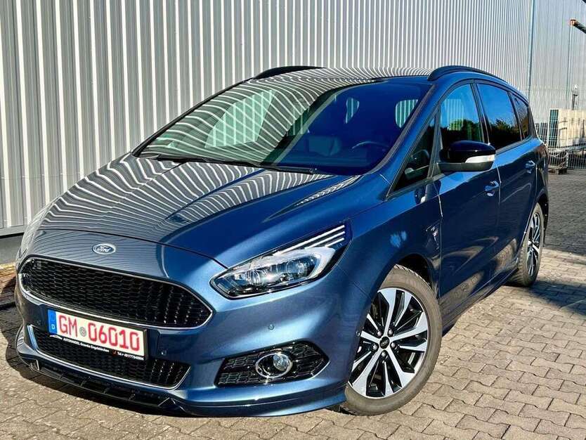 S-Max