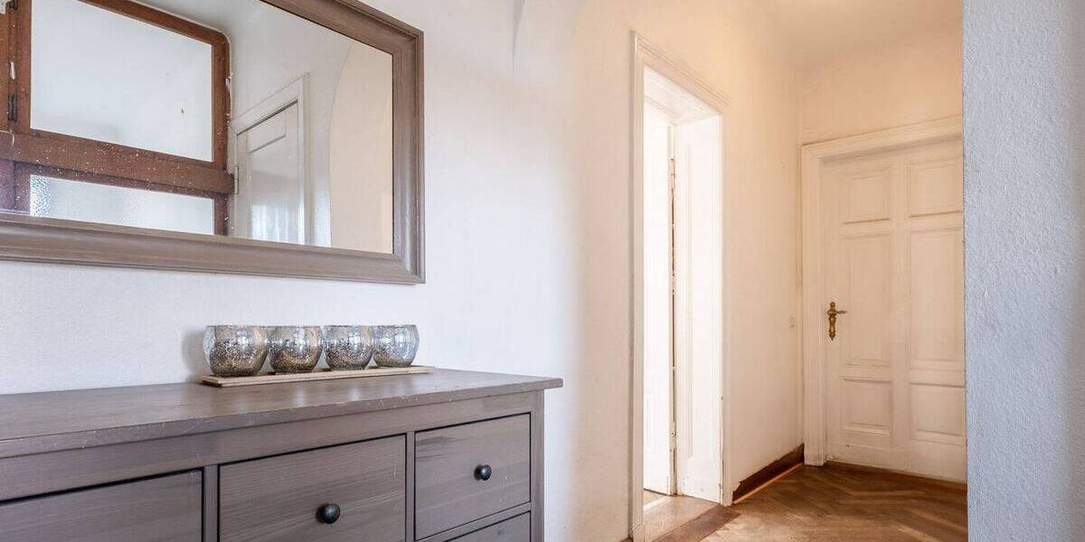 Zukunftssichere Investition in Neuenhagen: Bestandsimmobilie + Bauland in Toplage nahe S-Bahnhof 1 zimmer