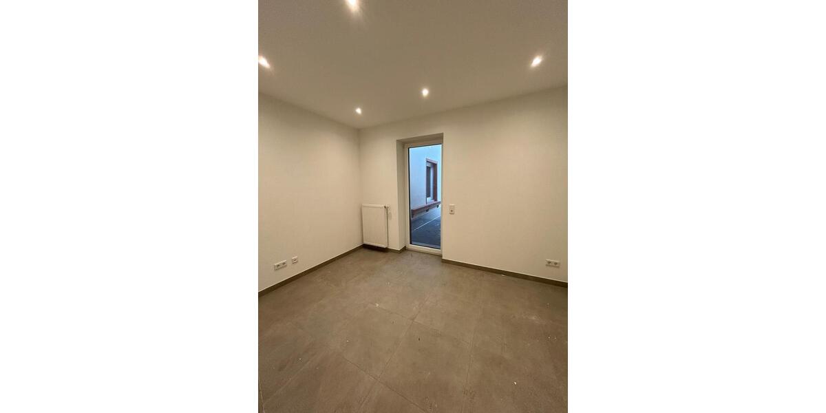 ERSTBEZUG MIT KÜCHE: 4 ZiWhg 106m² mit Balkon in 97944 Boxberg 4 zimmer