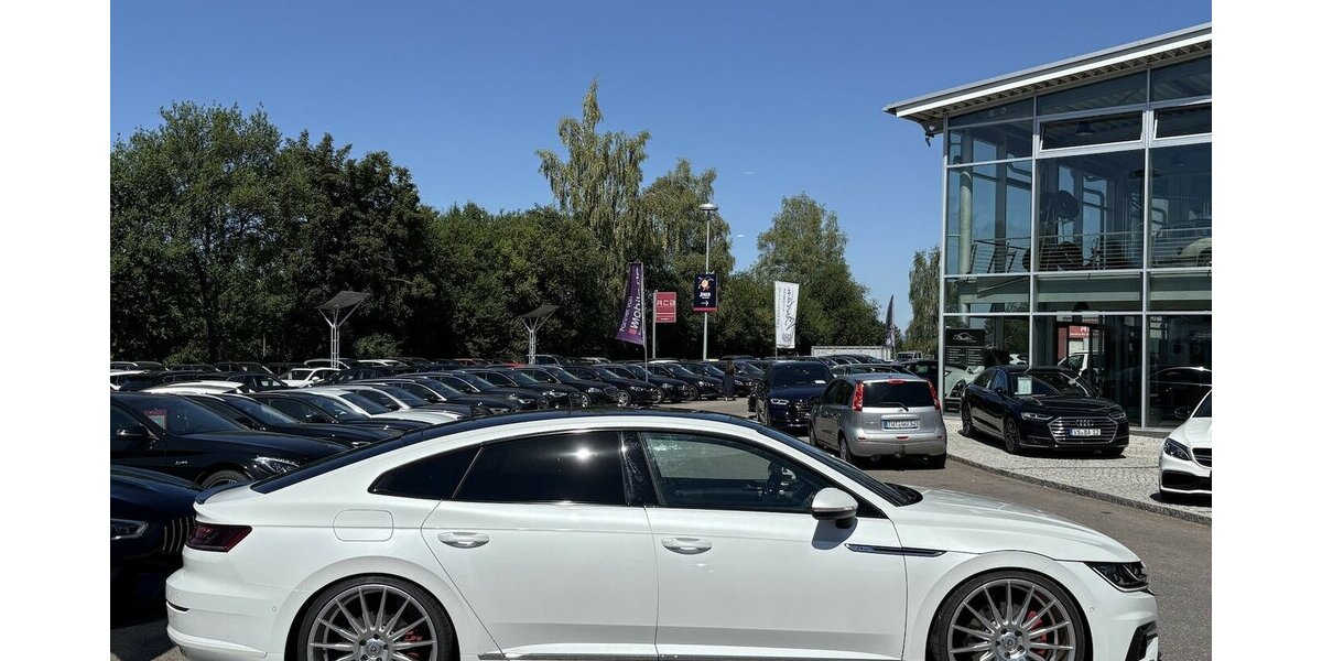 VW Arteon 2.0 TSI R-Line 4Motion 360°/PANO/1.HAND 73.500 km 29.900 &euro; Villingen-Schwenningen 78054