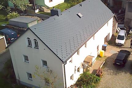 Haus mit kleinem Garten