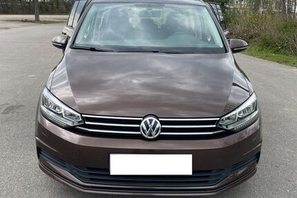 VW Touran 132.400 km 14.490 &euro; Mannheim 68309