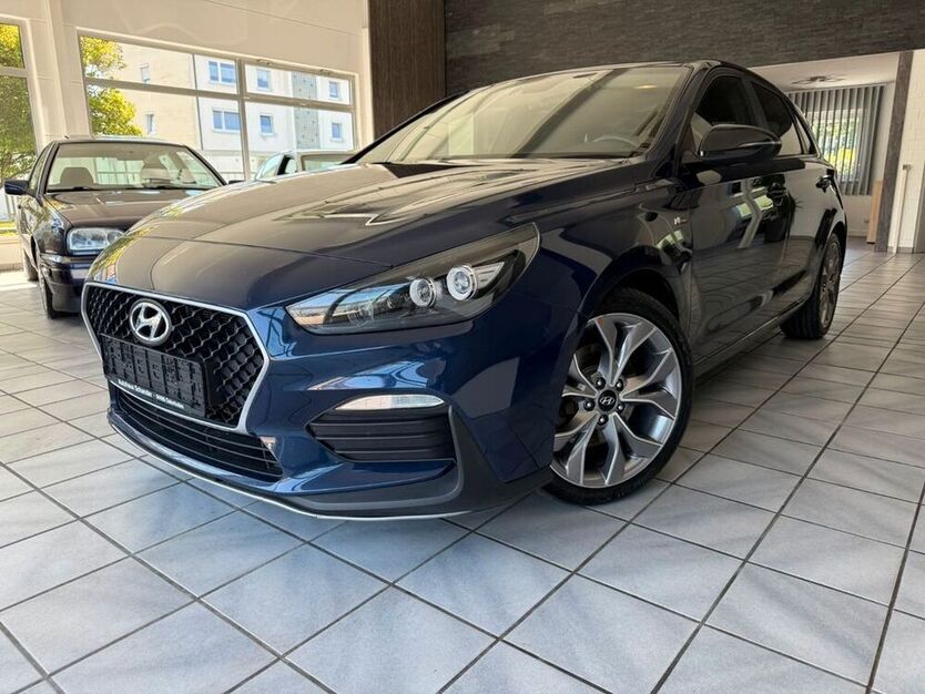 i30