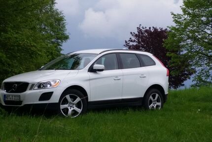 Volvo XC60 234.150 km 7.950 &euro; Hohenstein-Ernstthal 09337