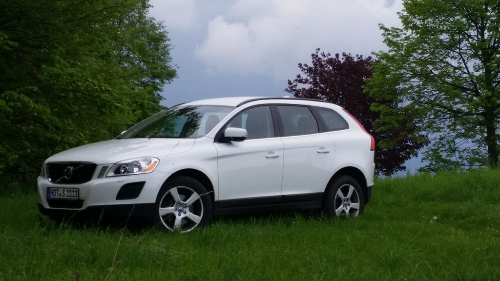 Volvo XC60 234.150 km 7.950 &euro; Hohenstein-Ernstthal 09337