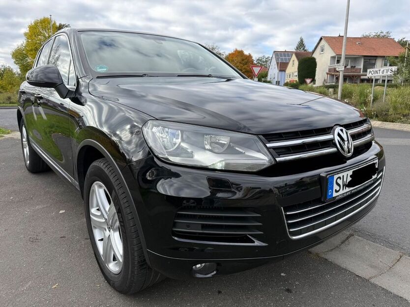 VW Touareg 173.000 km 14.990 € Niederwerrn 97464