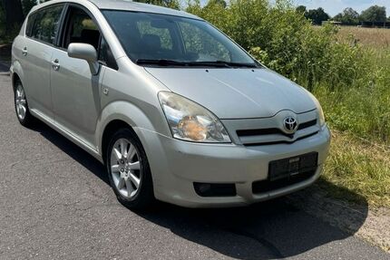 Toyota Corolla Verso 124.665 km 3.300 &euro; Berlin 13629
