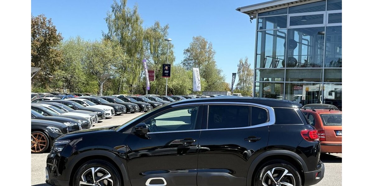 Citroen C5 Aircross Feel DAB+/AHK/KAMERA/NAVI/CARPLAY 52.764 km 14.900 &euro; Villingen-Schwenningen 78054