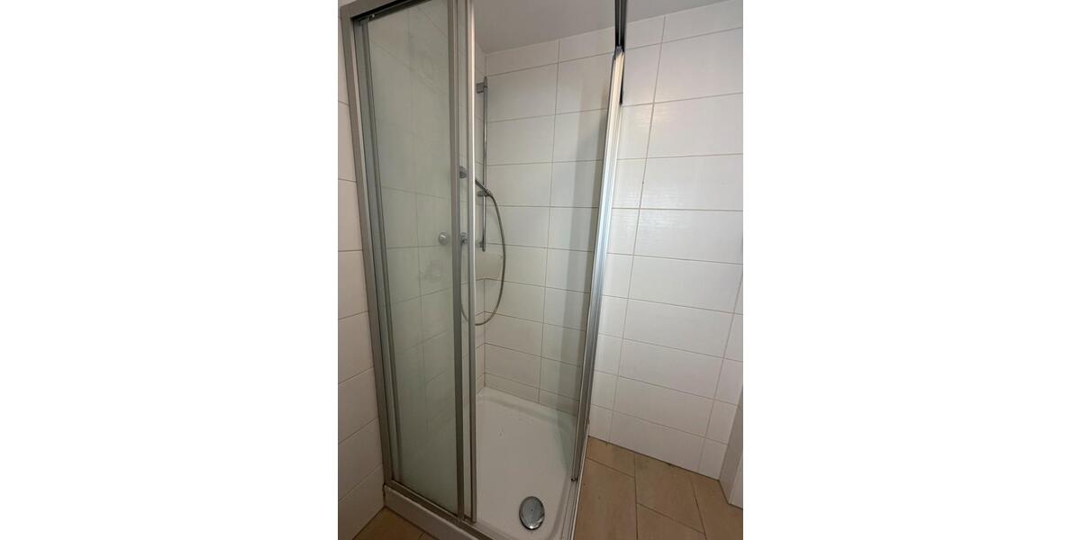 Dachgeschoßwohnung Villingen-Schwenningen Schwenningen - 3 Zimmer, 105 m&sup2;, 990&euro; | Angebot:26272312